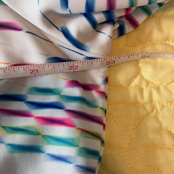 FILA  pullover top - Picture 4 of 5